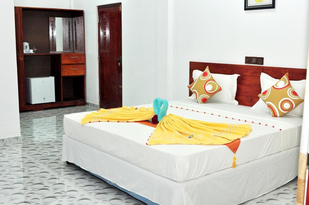 Sea View Villa Bentota, Induruwa Extérieur photo