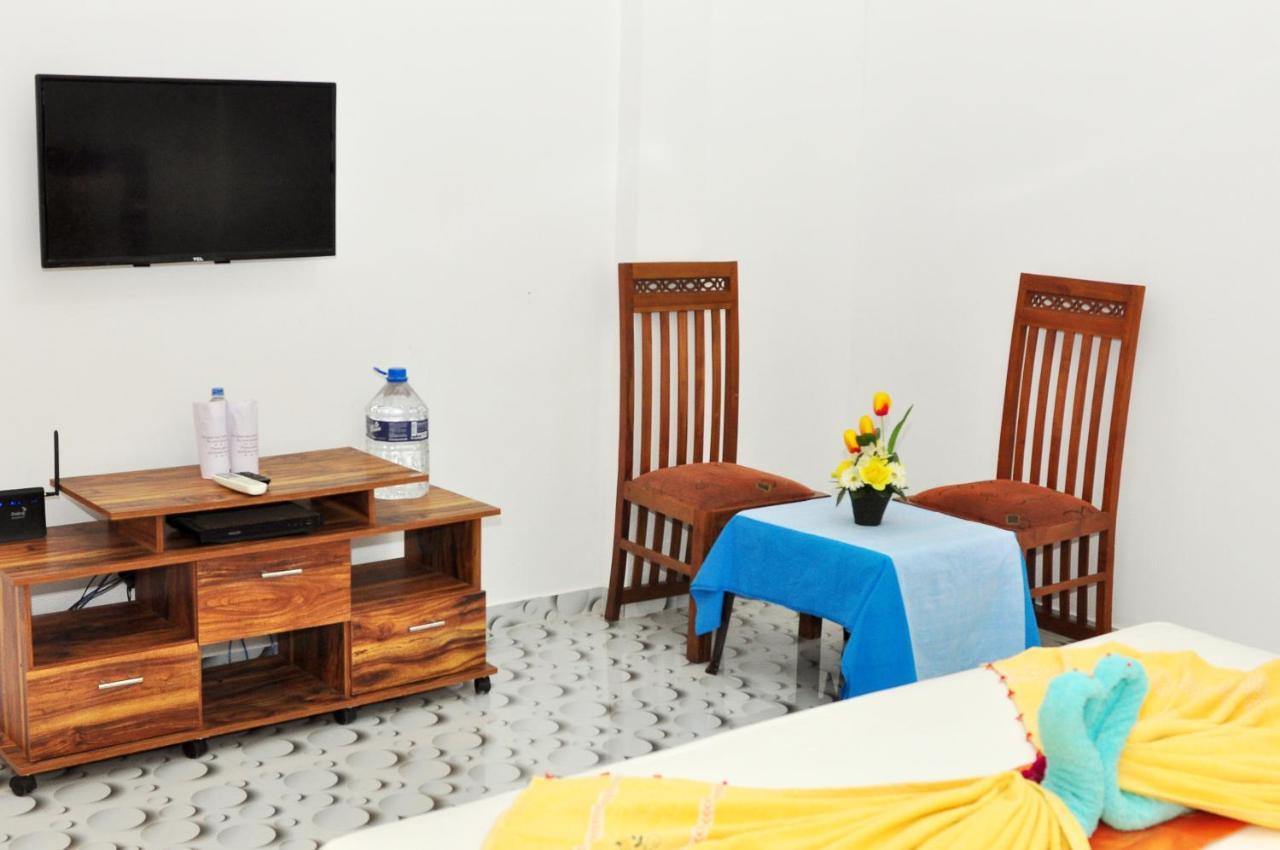 Sea View Villa Bentota, Induruwa Extérieur photo