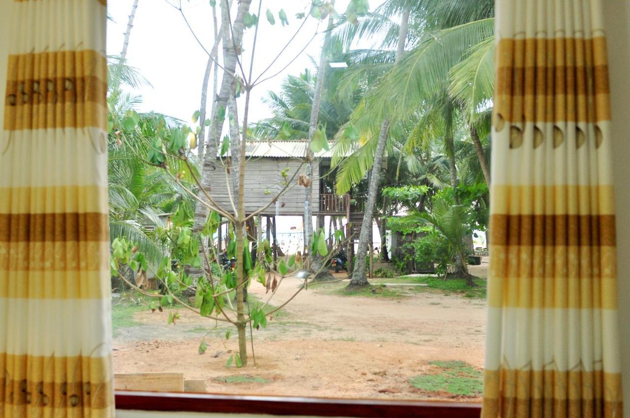 Sea View Villa Bentota, Induruwa Extérieur photo