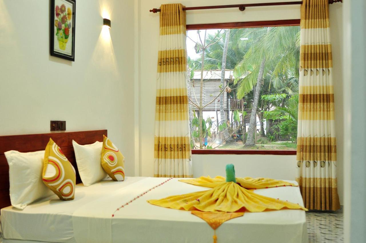 Sea View Villa Bentota, Induruwa Extérieur photo