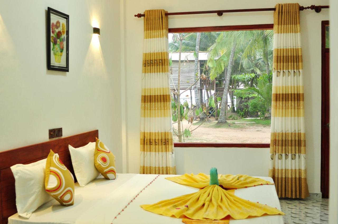 Sea View Villa Bentota, Induruwa Extérieur photo